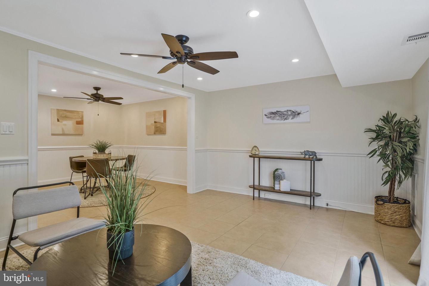 Photo 4 of 41 of 5505 Independence Cir #5505 townhome
