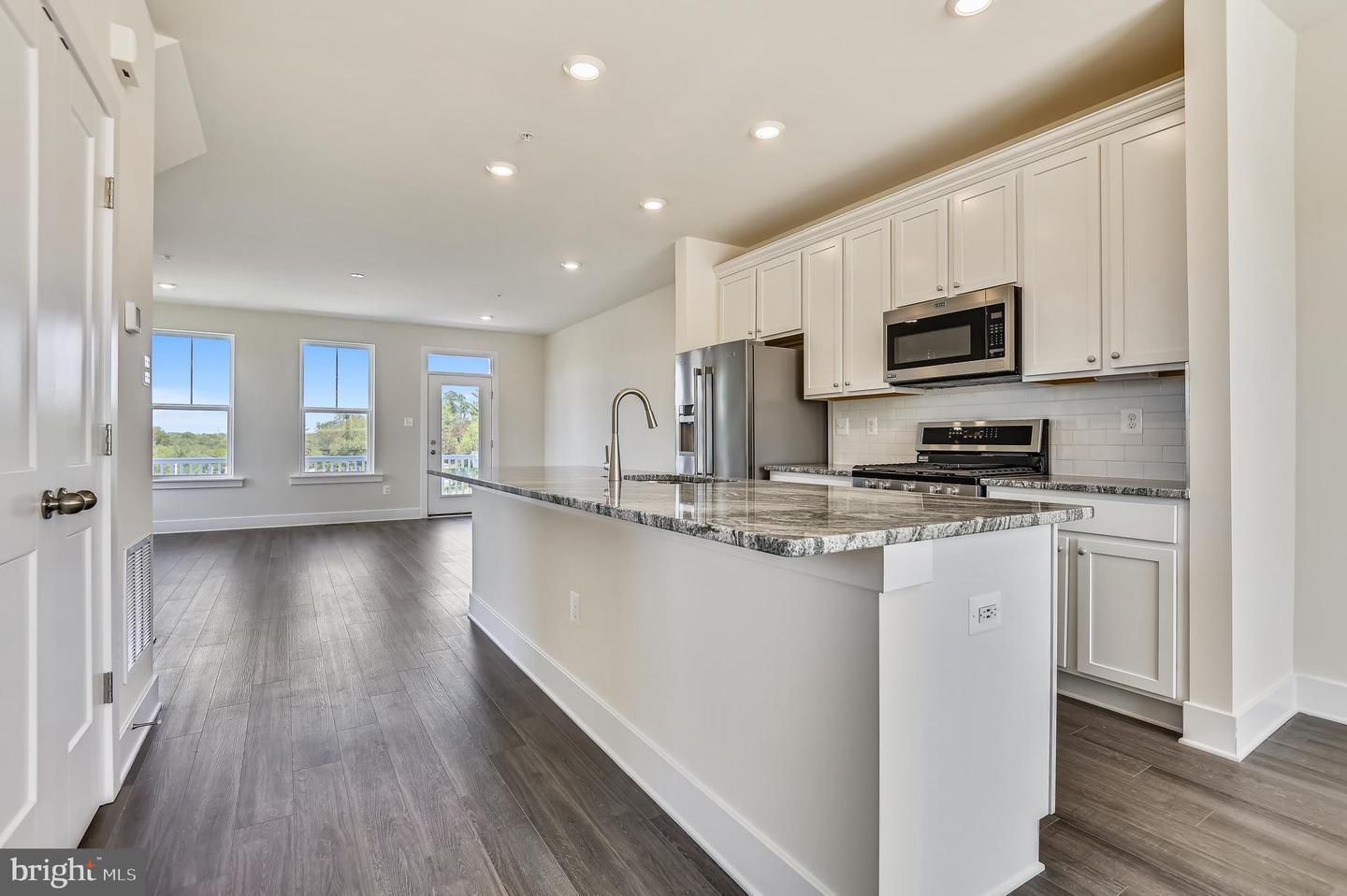 Photo 6 of 17 of 16601 Anegada Dr townhome