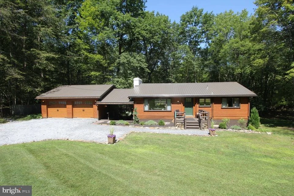 375 Clipper Court