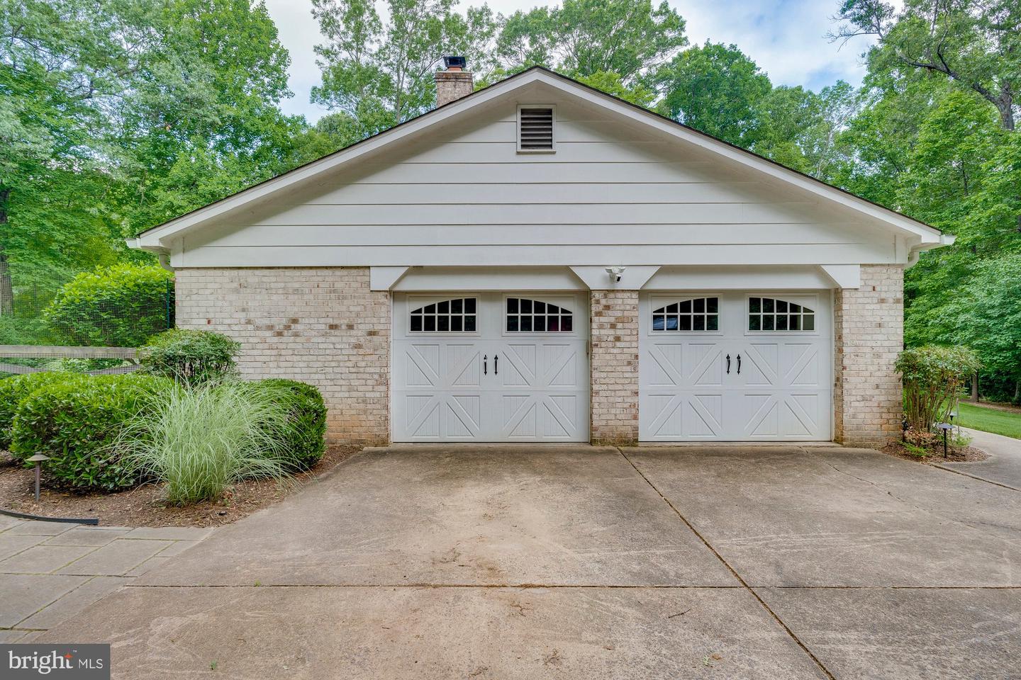 Photo 70 of 74 of 10913 Justin Knoll Rd house