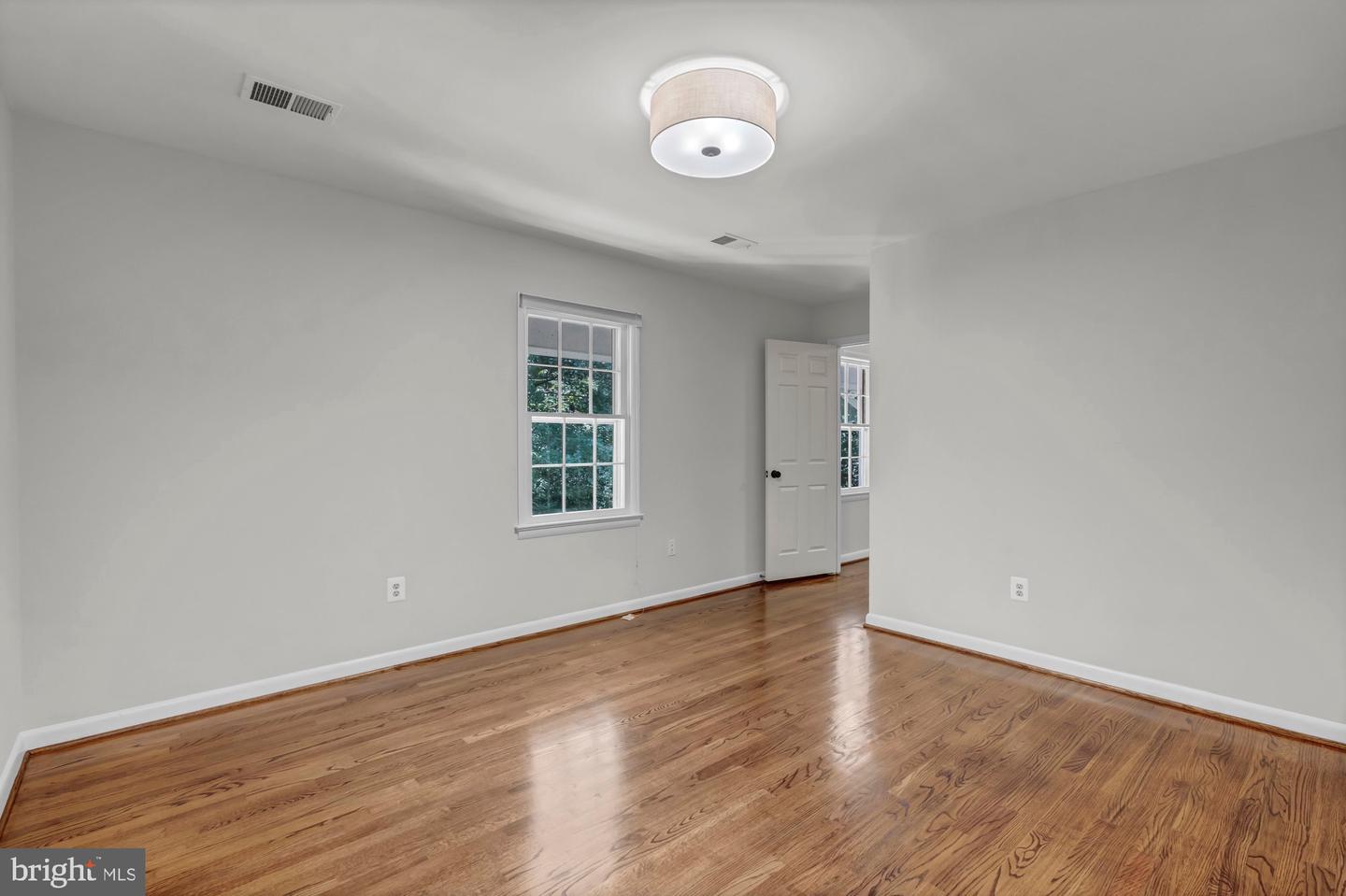 Photo 40 of 74 of 10913 Justin Knoll Rd house