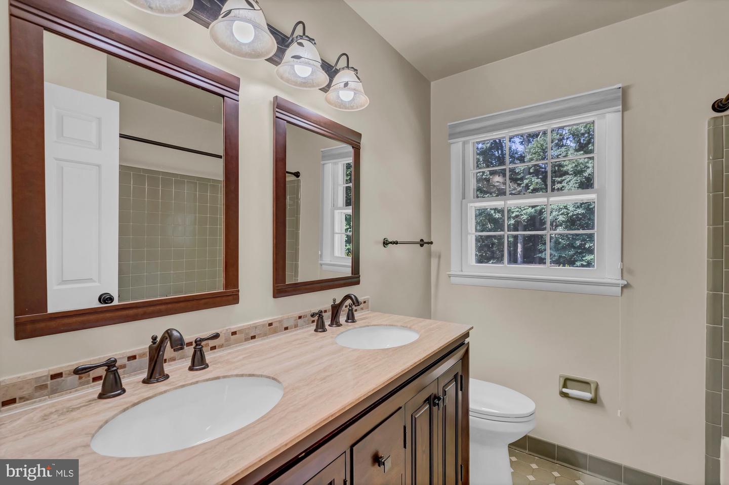 Photo 42 of 74 of 10913 Justin Knoll Rd house