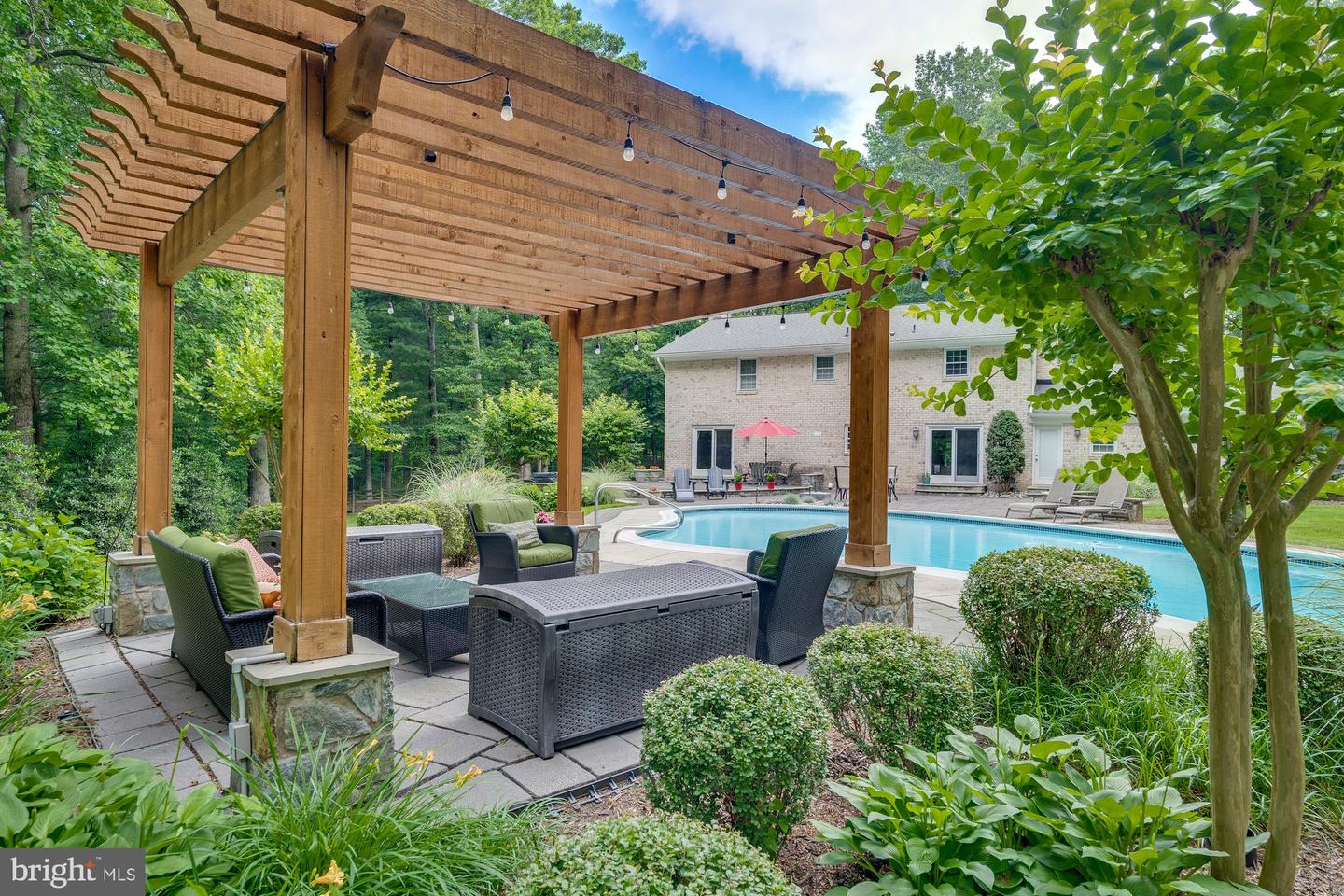 Photo 52 of 74 of 10913 Justin Knoll Rd house