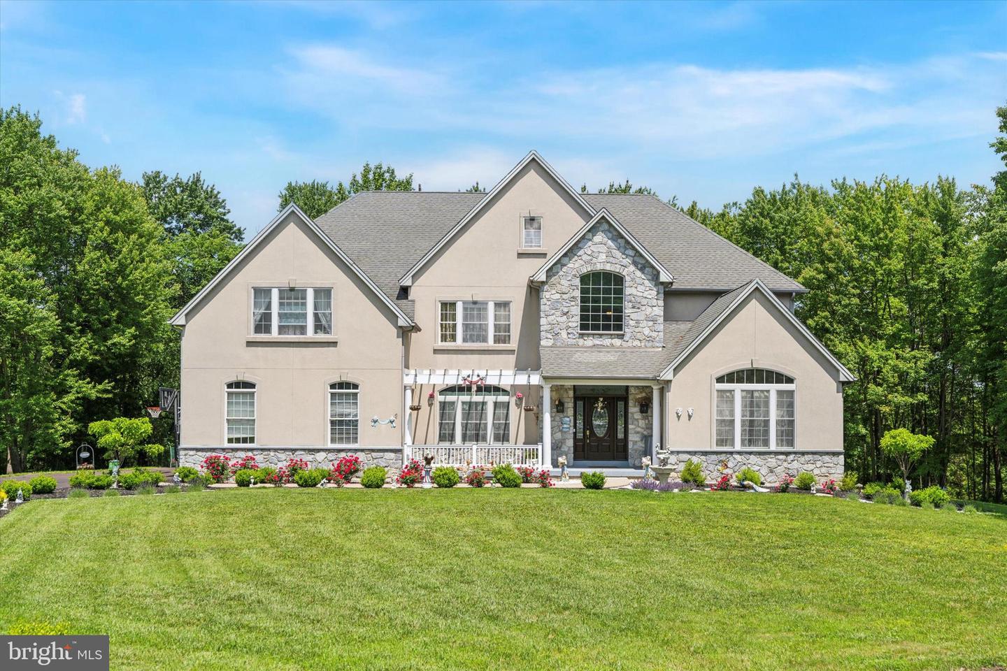1035 Blacksmith Ln