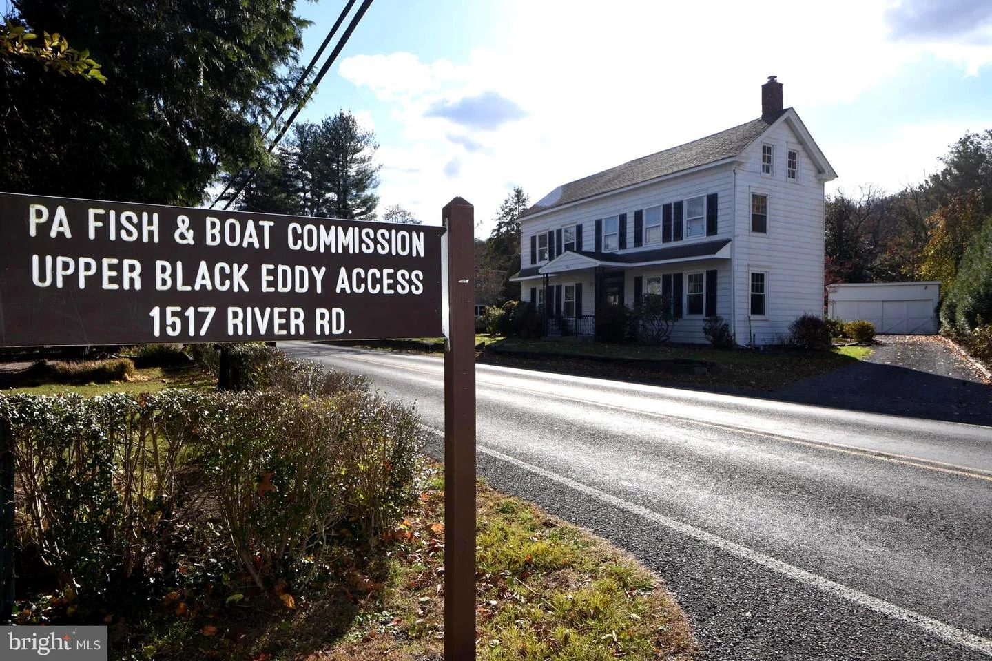 1512 River Road
