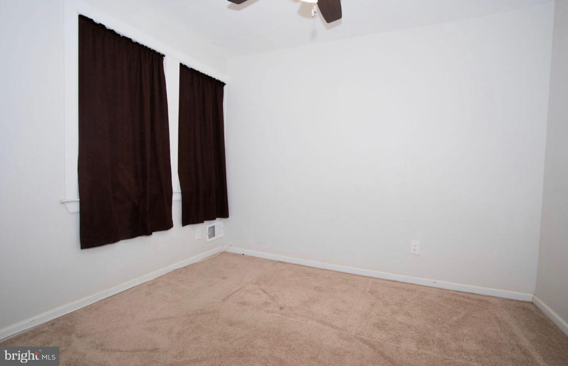 Photo 8 of 8 of 356 Tindall Ave multi-family property