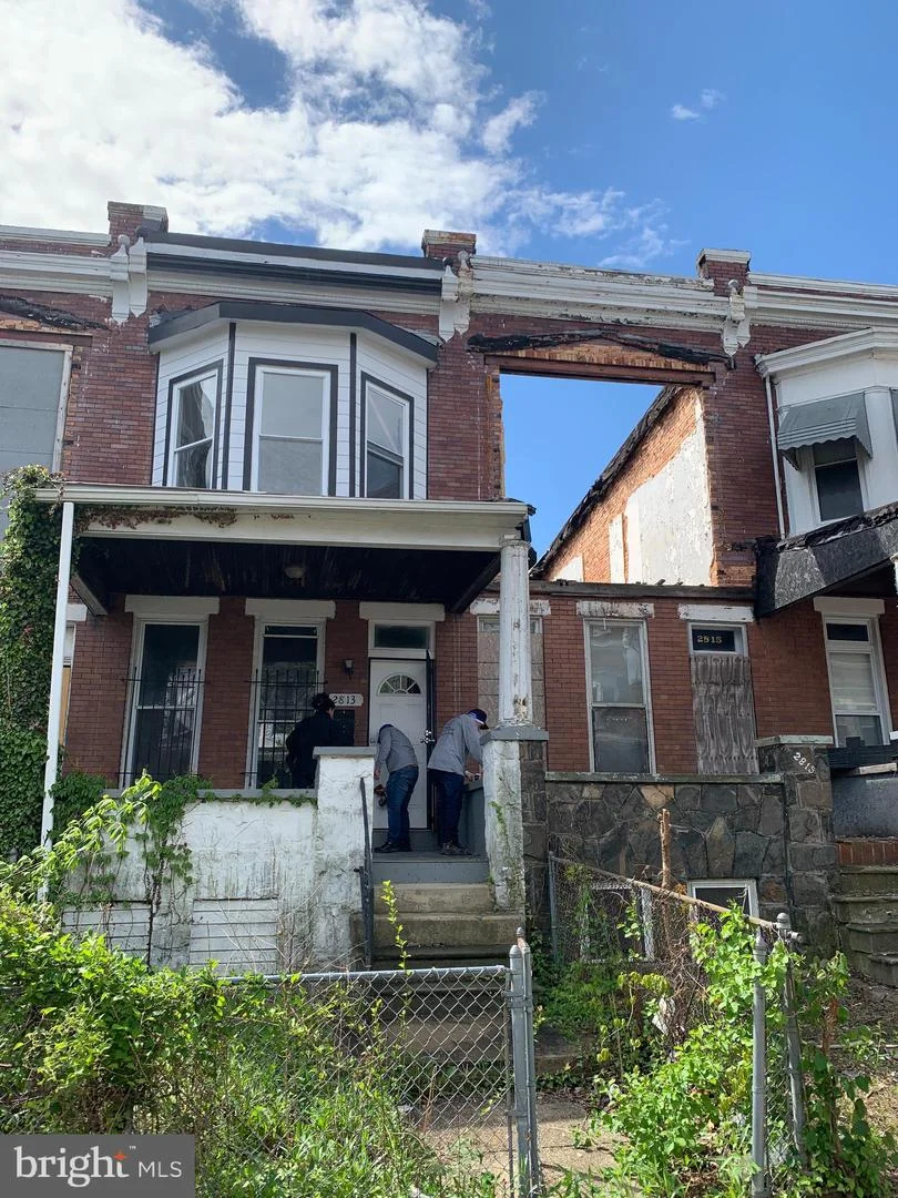 2813 Riggs Avenue