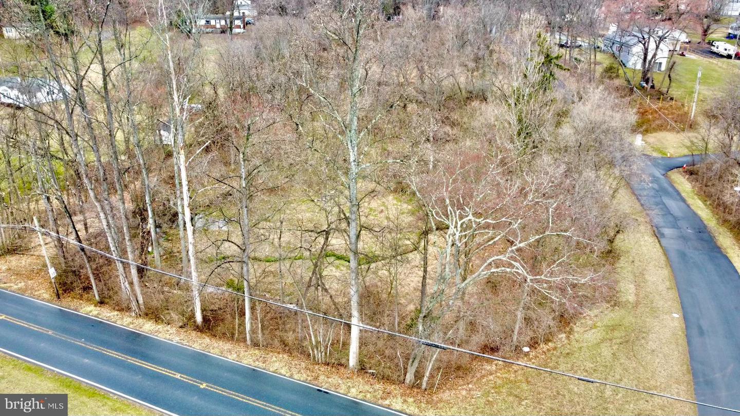 Photo 3 of 4 of 18510 Jerusalem Church Rd land