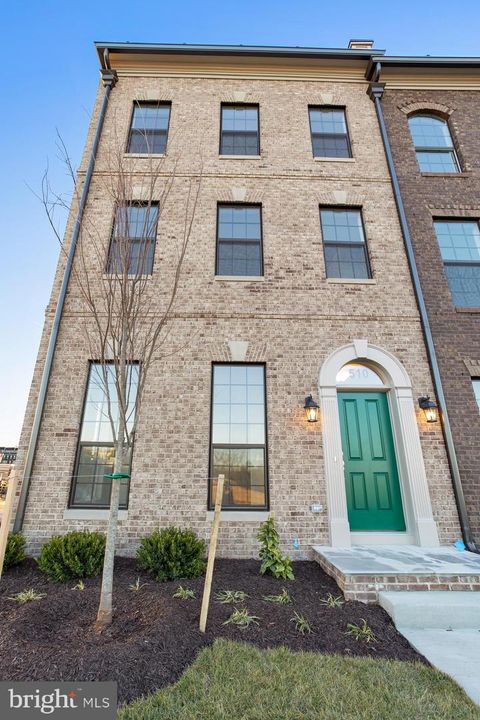 Townhouse in National Harbor MD 0 Triggerfish DRIVE.jpg