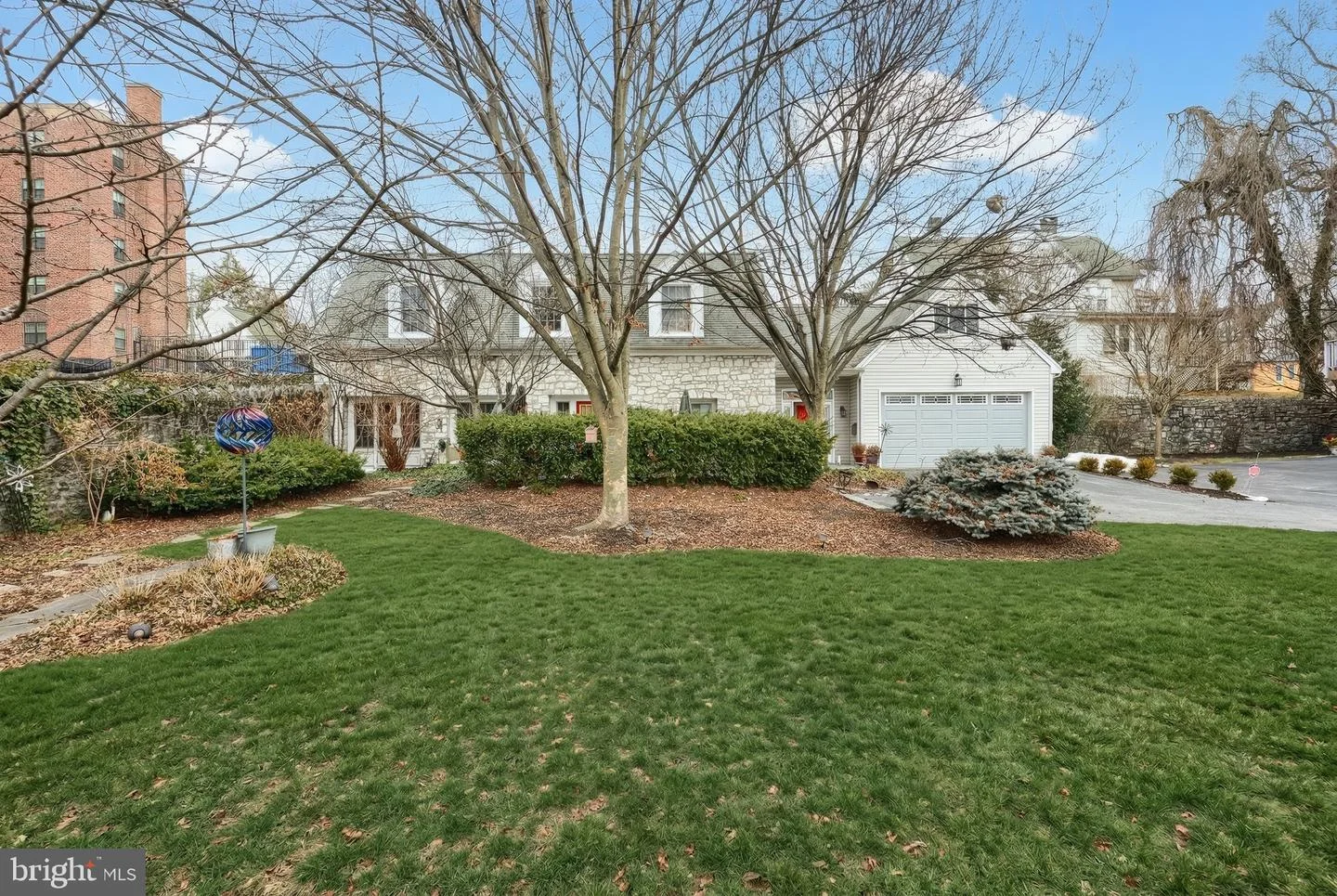 469 Linden Avenue Unit 13