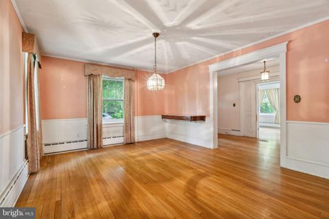 Single Family Residence in Trenton NJ 15 Richey PLACE 17.jpg