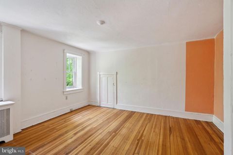 Single Family Residence in Trenton NJ 15 Richey PLACE 76.jpg