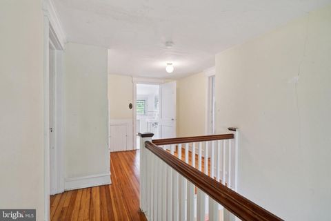 Single Family Residence in Trenton NJ 15 Richey PLACE 75.jpg