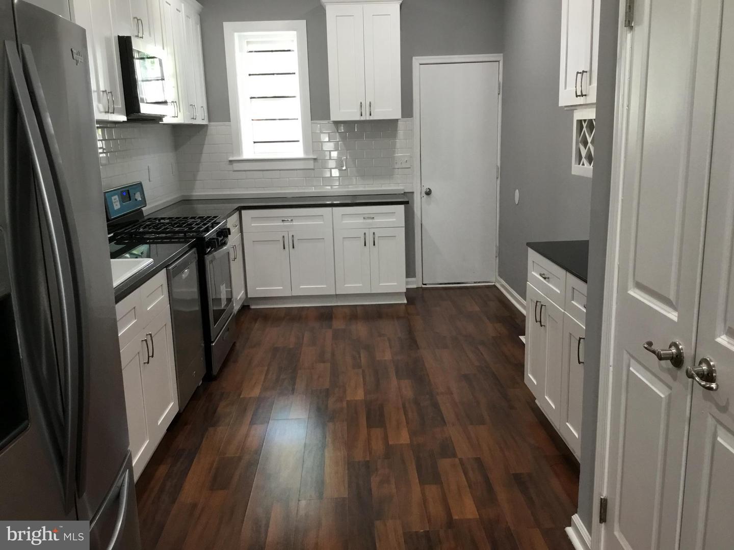Photo 43 of 53 of 1516 N Broadway townhome