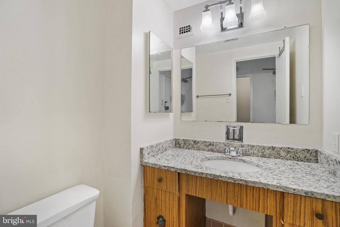 Photo 12 of 19 of 3705 S George Mason Dr #604s condo
