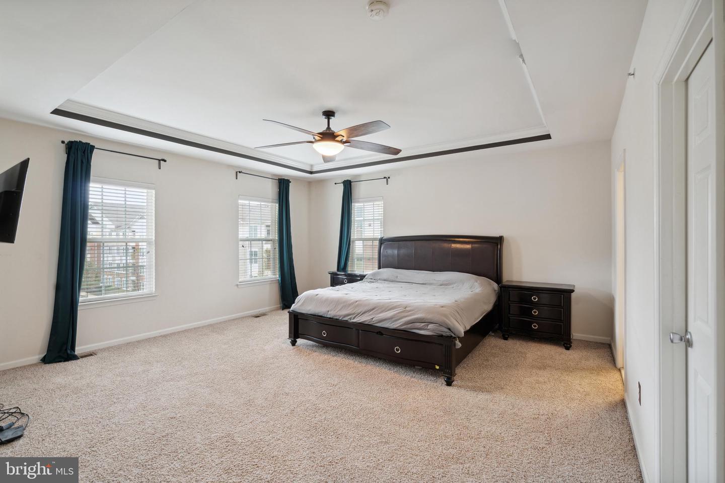 Photo 17 of 26 of 15097 Leicestershire St townhome