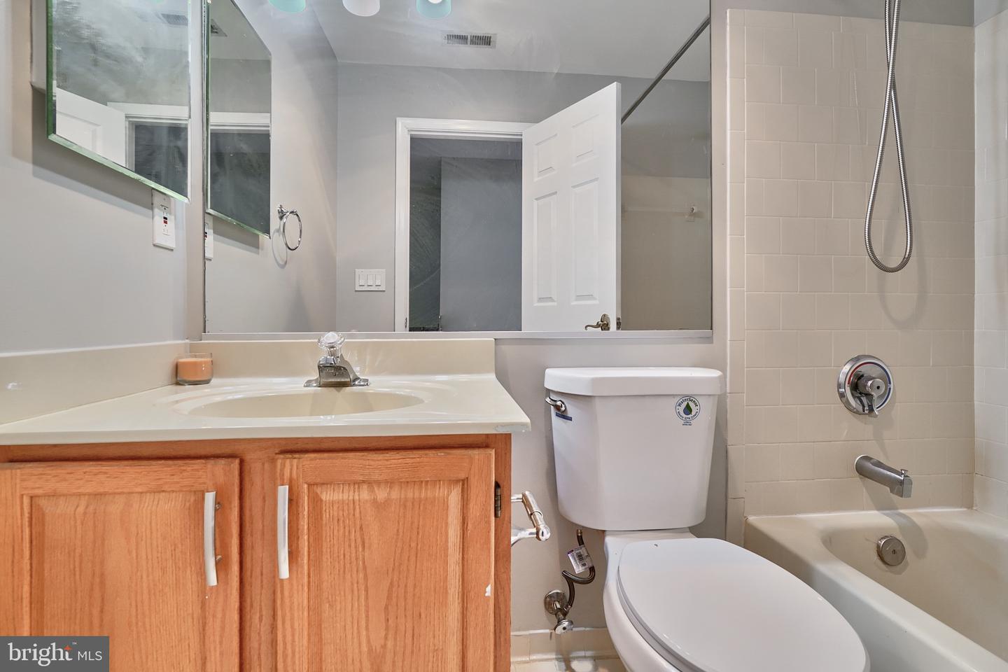 Photo 34 of 45 of 34 Goucher Woods Ct townhome