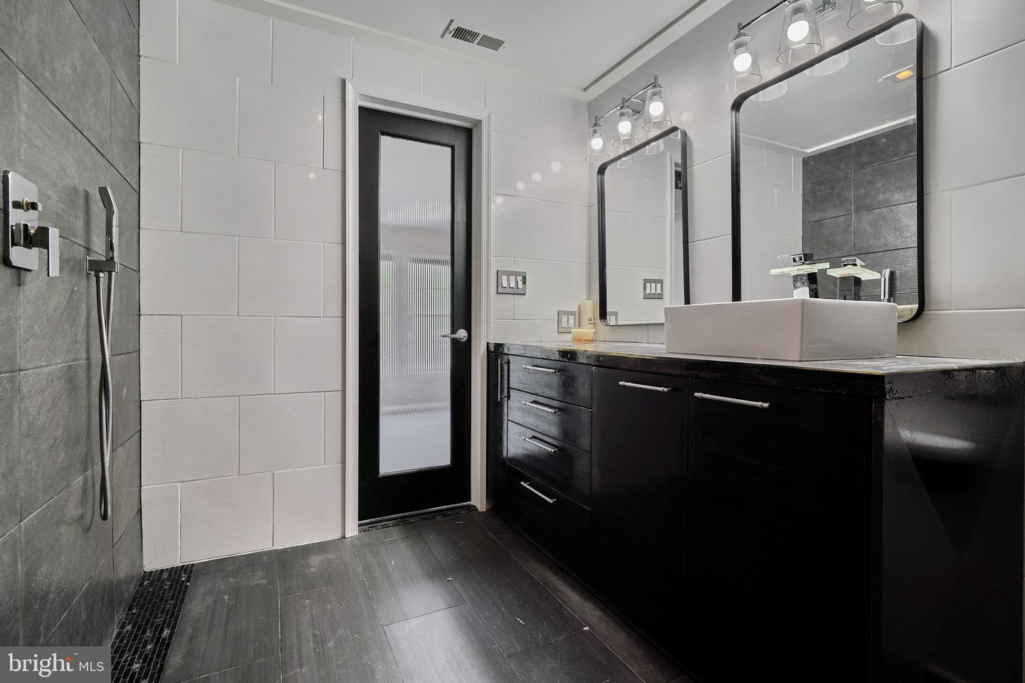 Photo 25 of 45 of 34 Goucher Woods Ct townhome