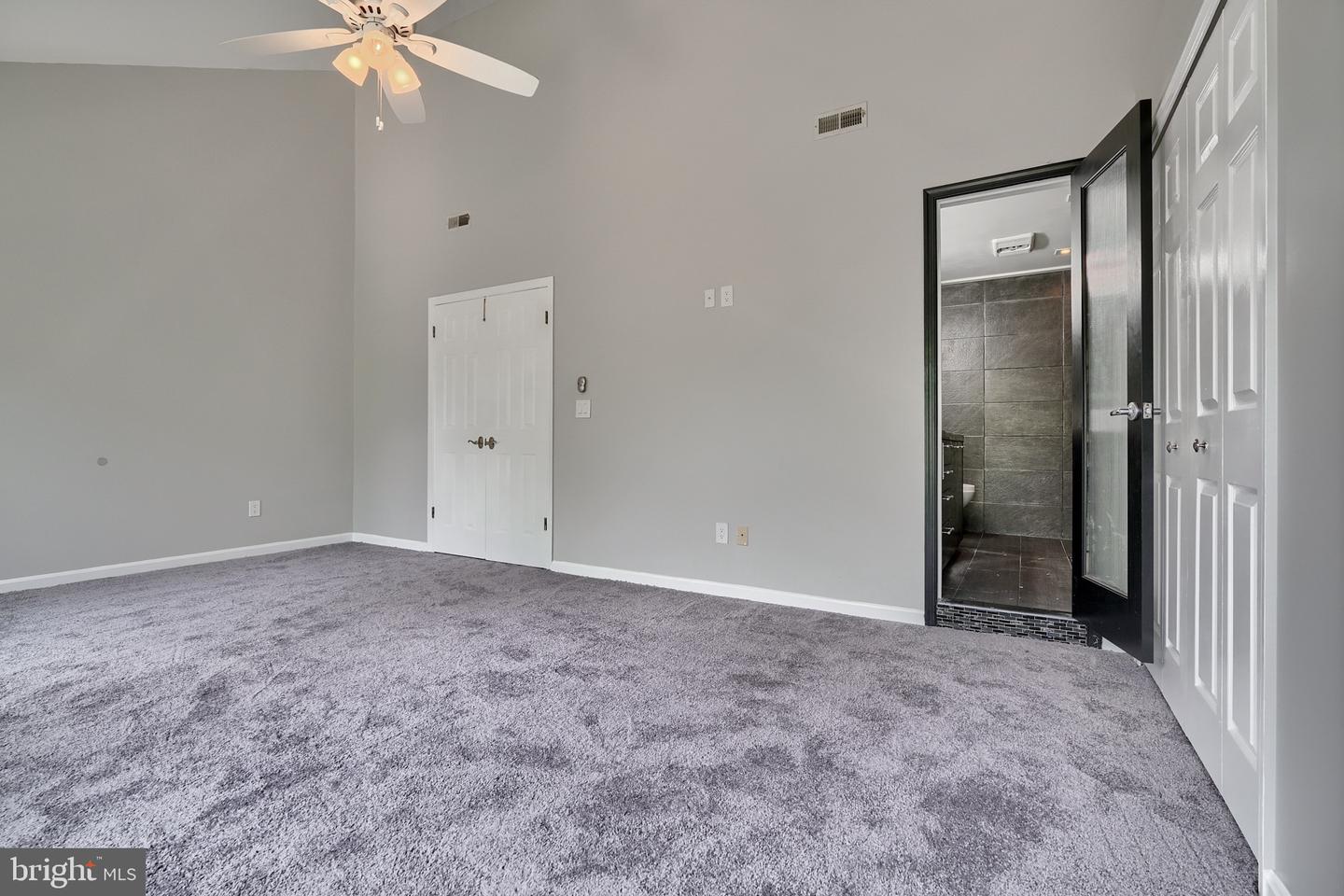 Photo 19 of 45 of 34 Goucher Woods Ct townhome