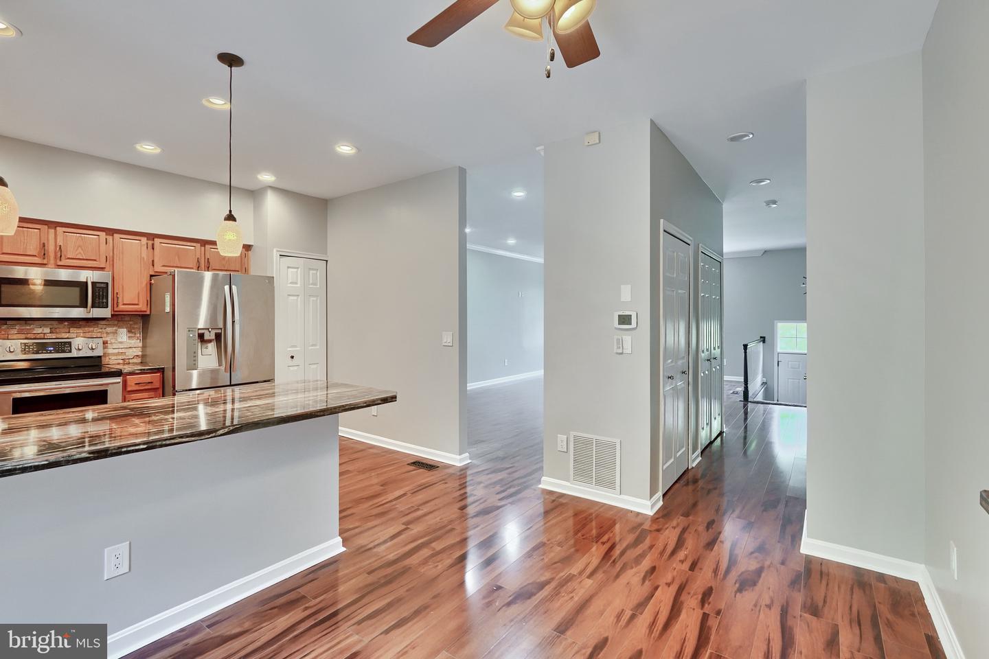 Photo 17 of 45 of 34 Goucher Woods Ct townhome