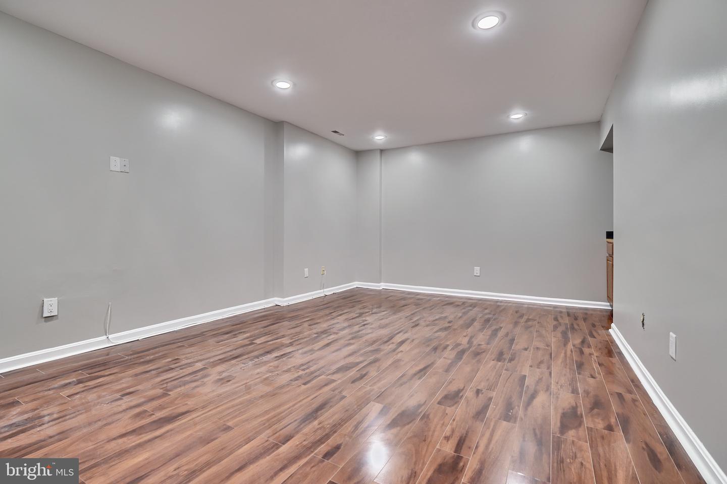 Photo 40 of 45 of 34 Goucher Woods Ct townhome
