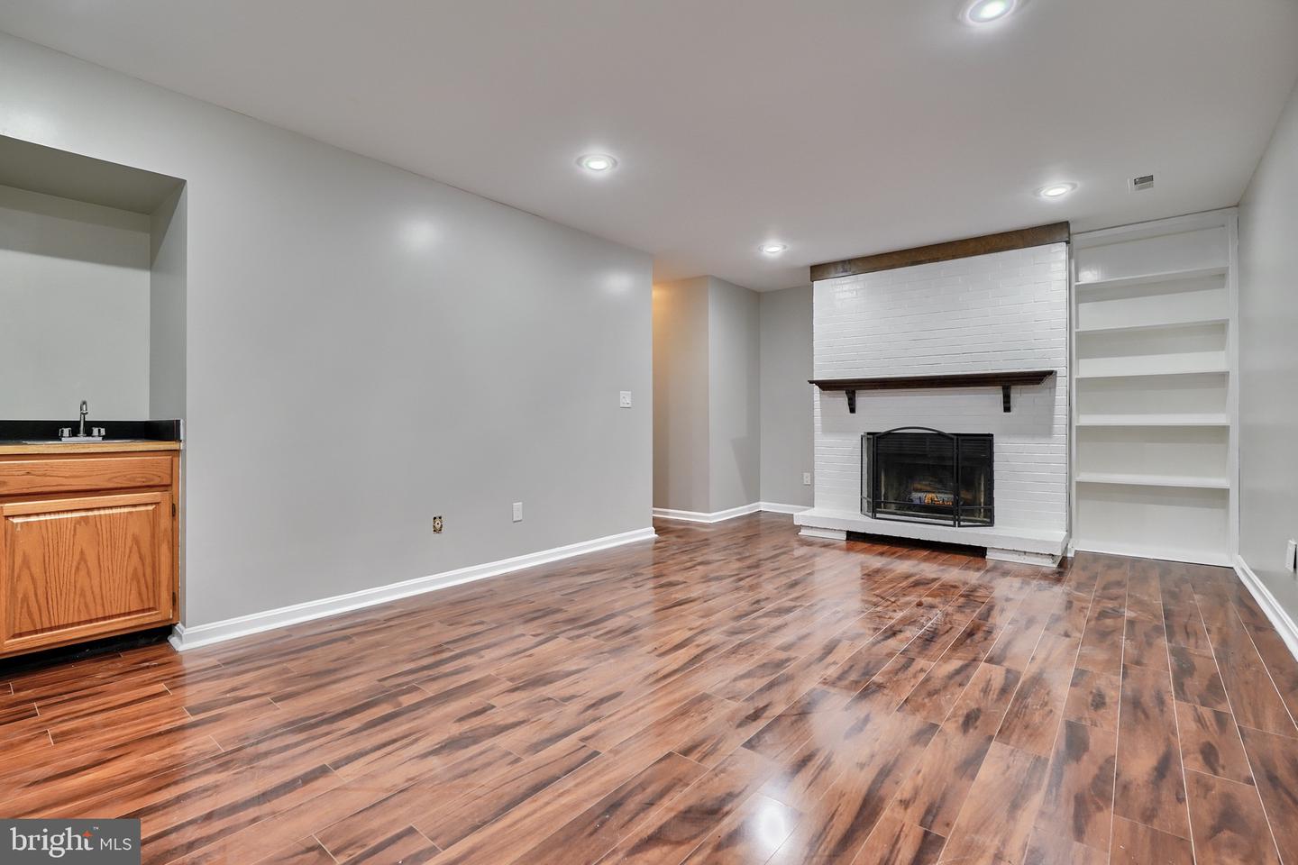 Photo 36 of 45 of 34 Goucher Woods Ct townhome