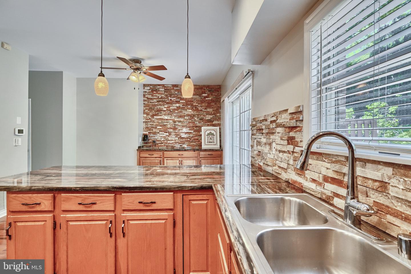 Photo 15 of 45 of 34 Goucher Woods Ct townhome