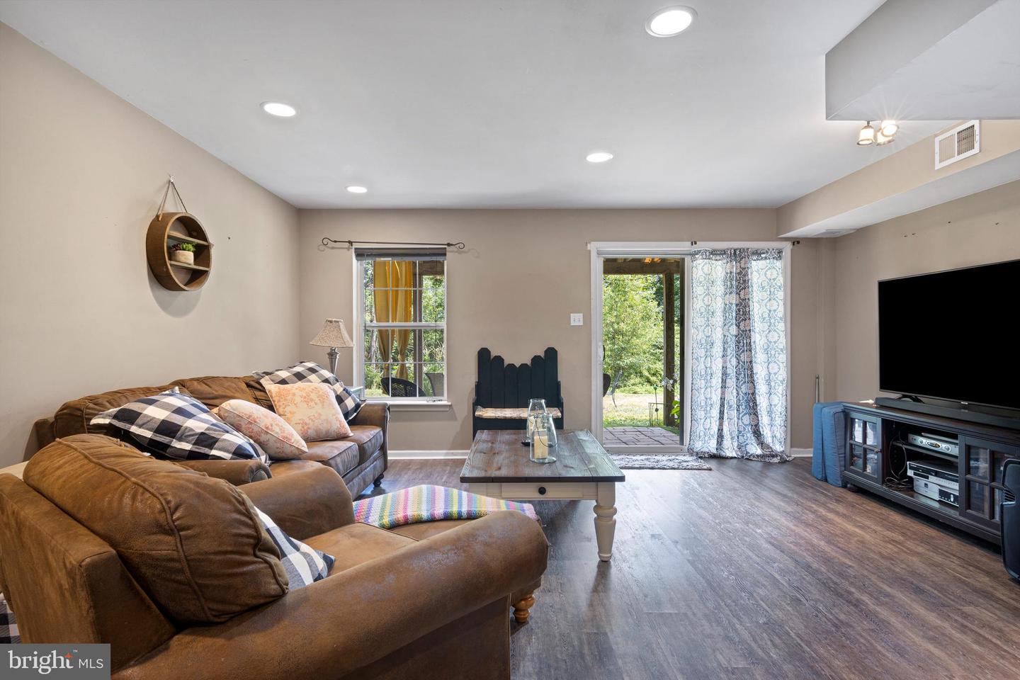 Photo 18 of 23 of 204 Spring Valley Way townhome