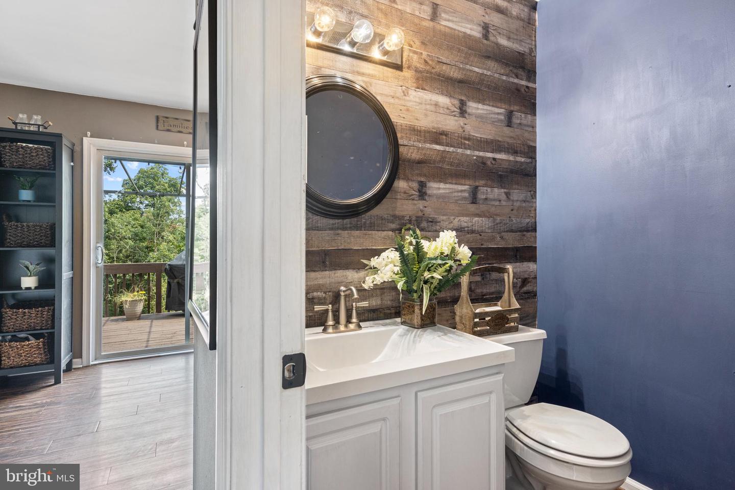 Photo 11 of 23 of 204 Spring Valley Way townhome