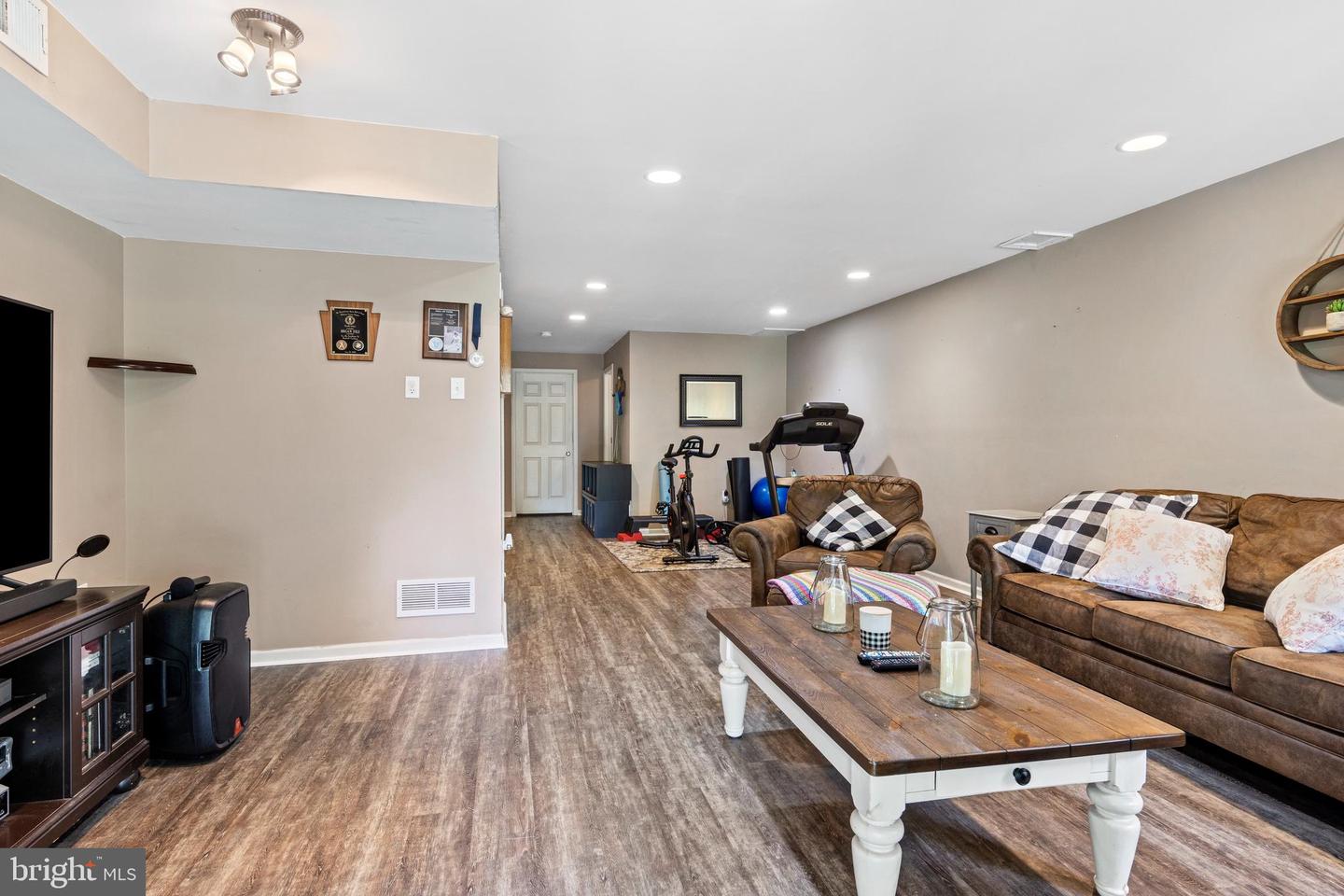 Photo 20 of 23 of 204 Spring Valley Way townhome
