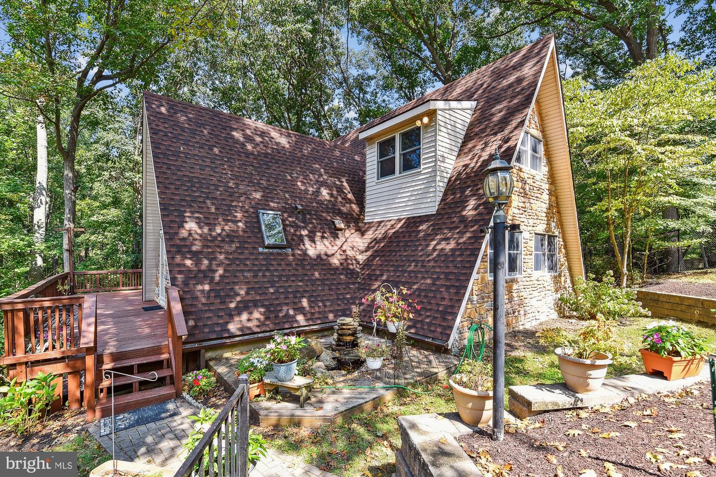 Photo 3 of 62 of 1922 Cosner Rd house
