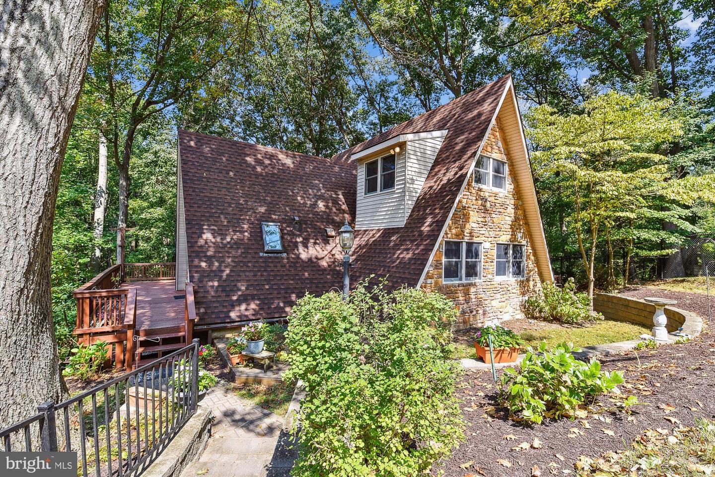 Photo 5 of 62 of 1922 Cosner Rd house