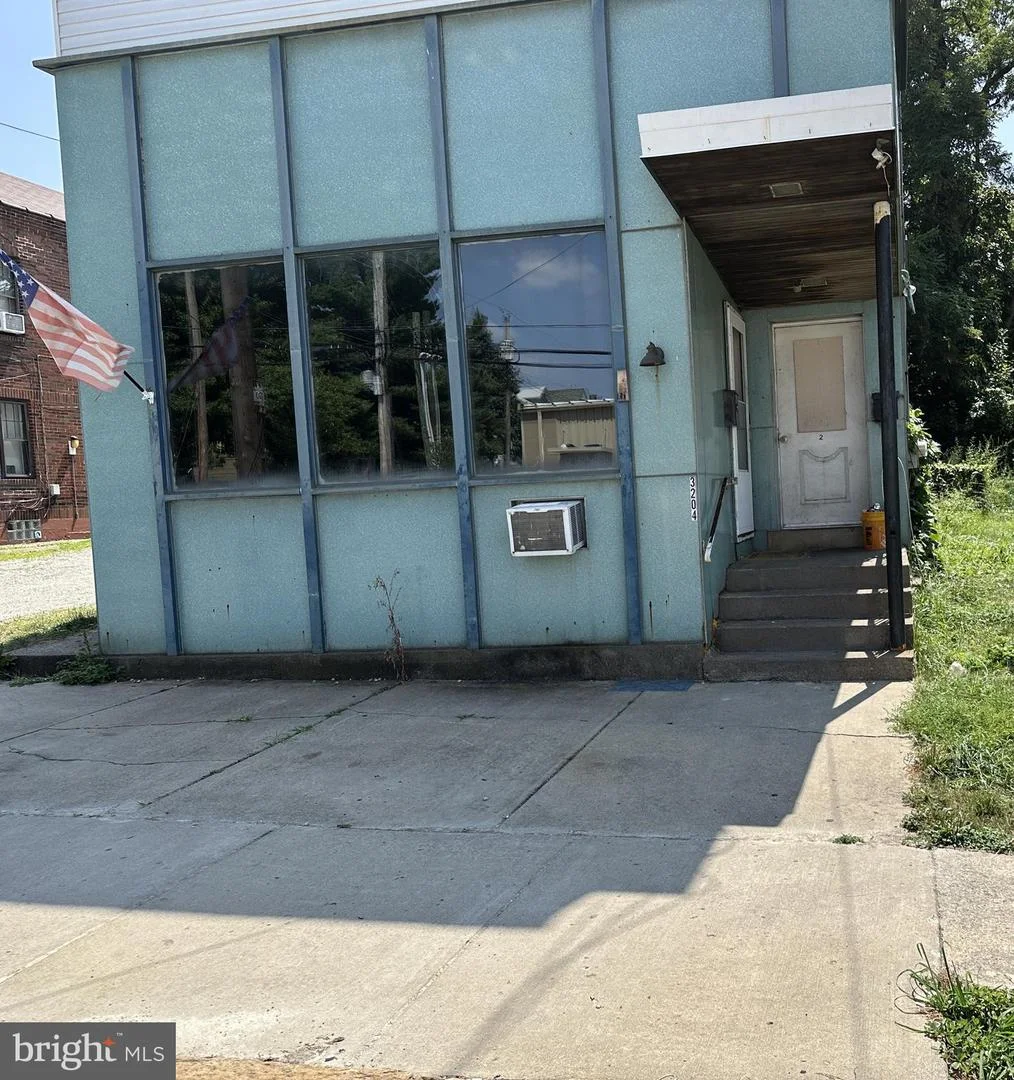 3204 Versailles Avenue, Mckeesport, PA, 15132