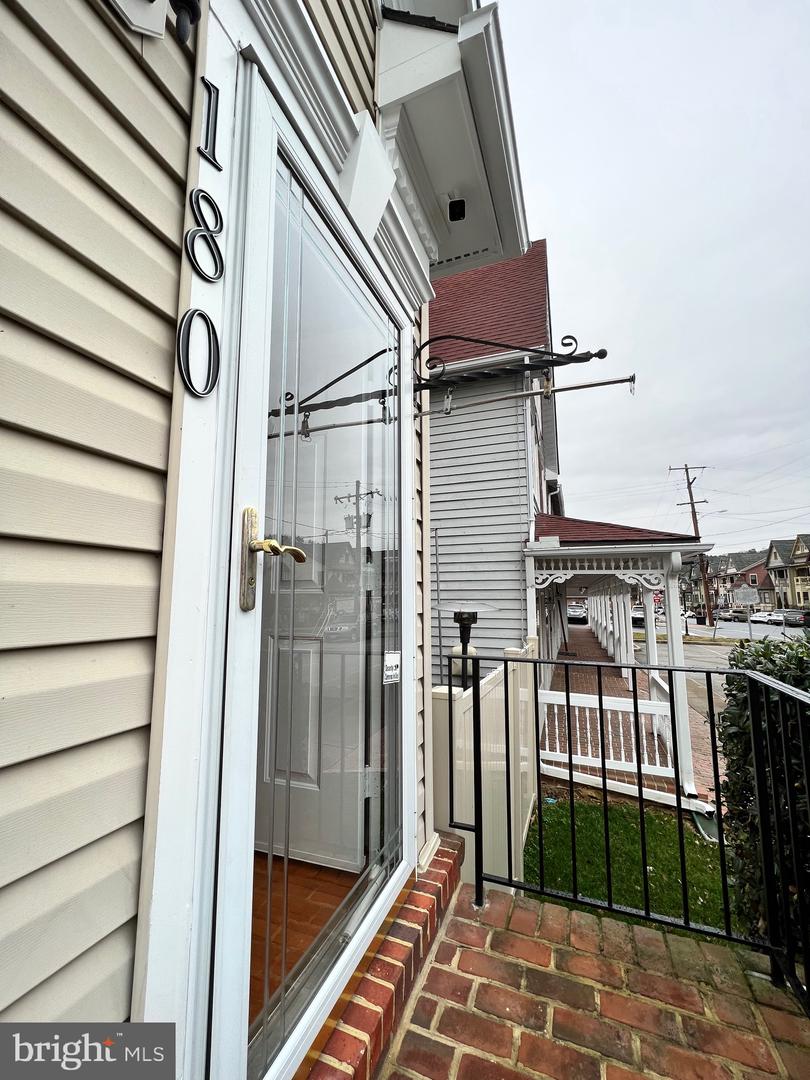 180 Mill St