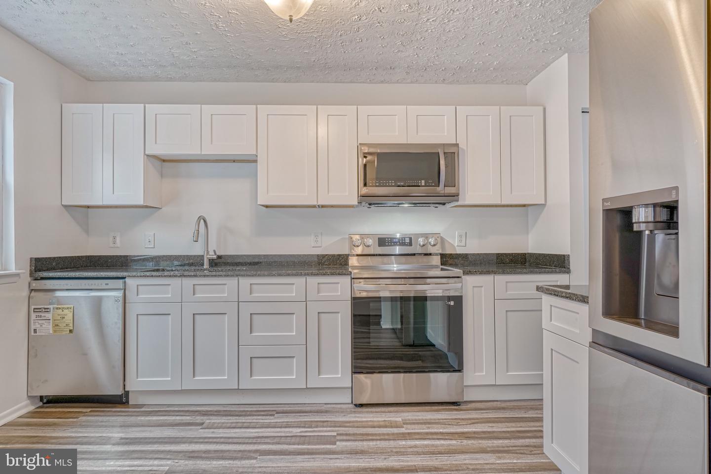 Photo 16 of 42 of 9346 Pan Ridge Rd #9346 townhome