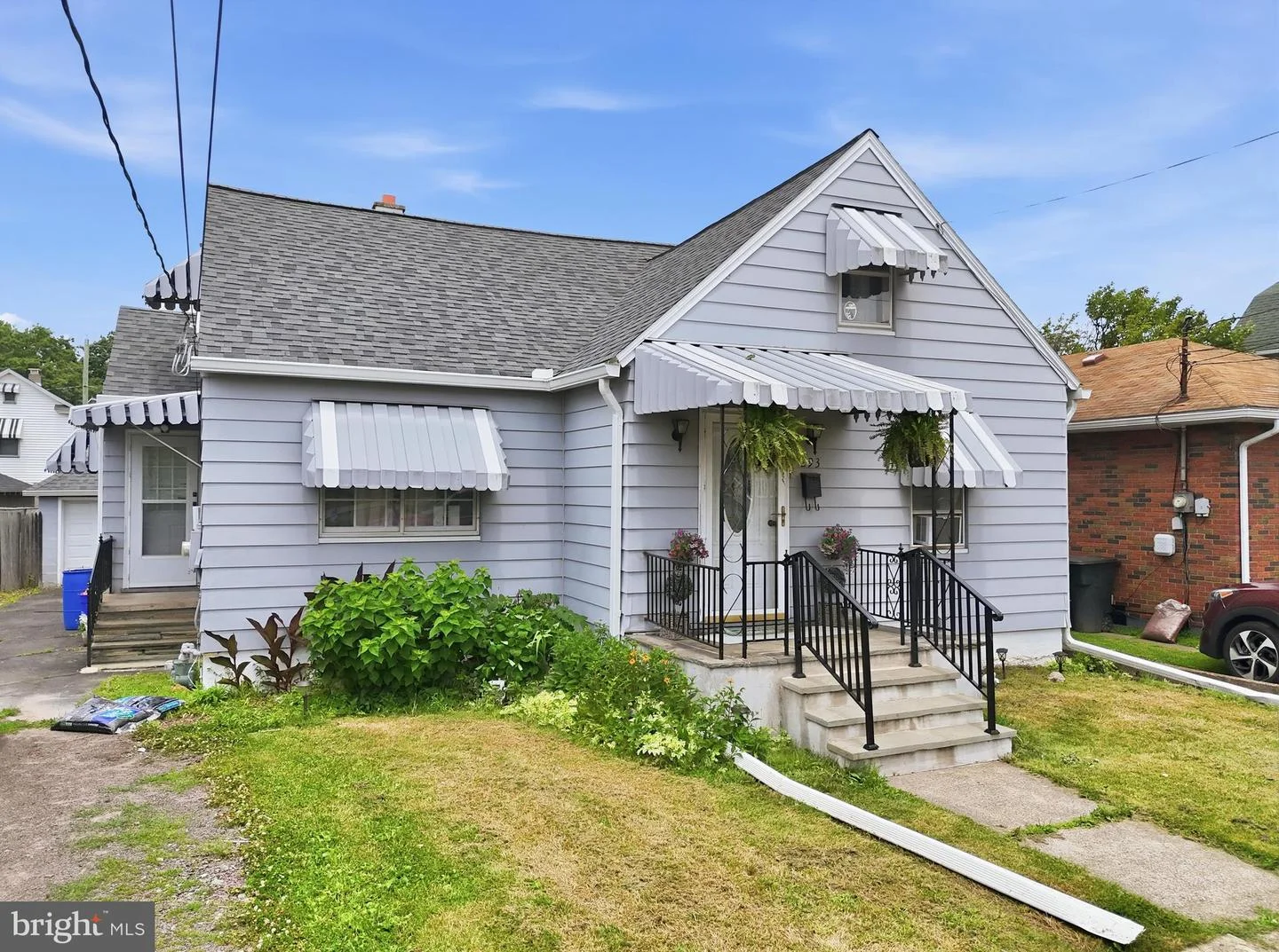 293 Lyndwood Avenue