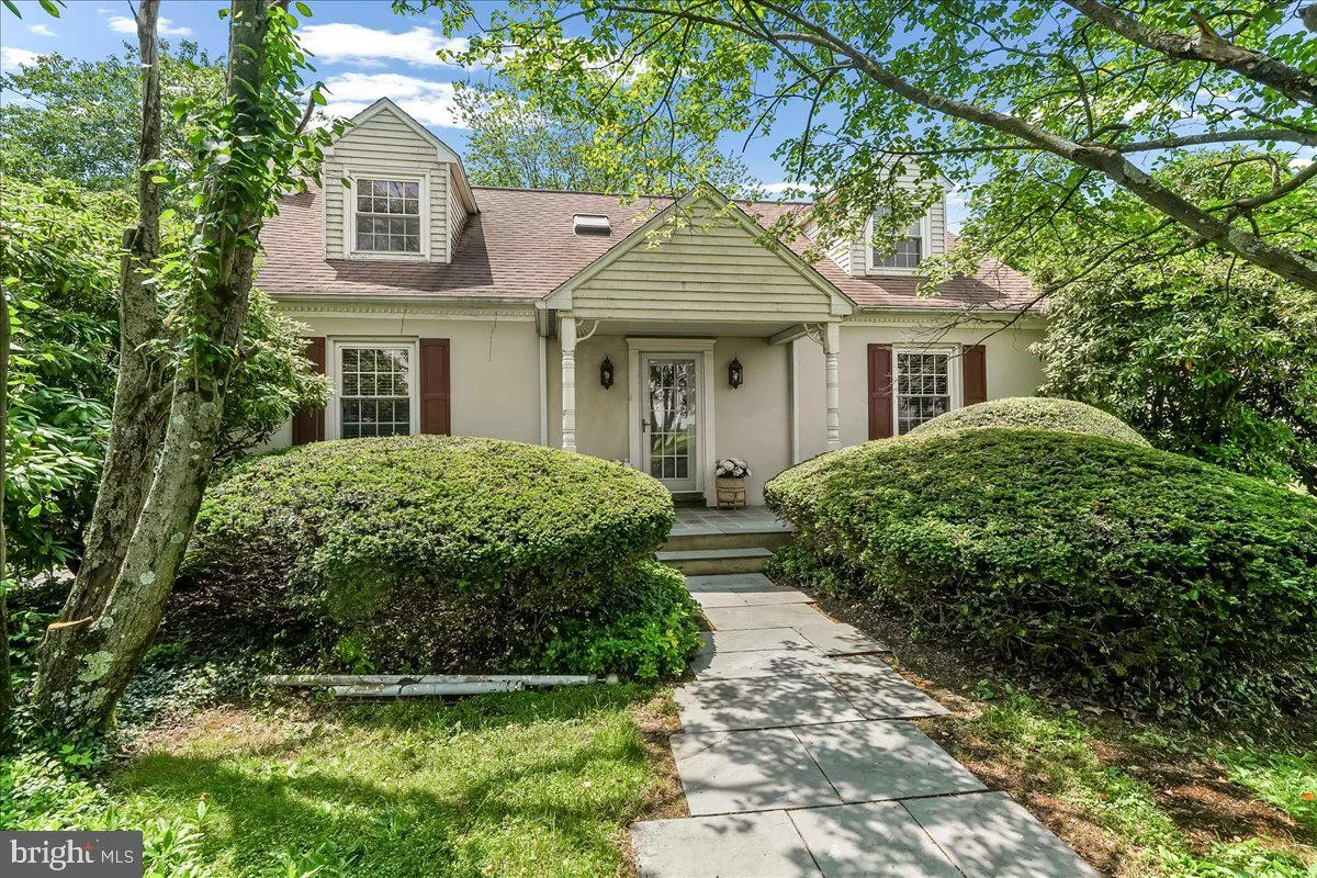 3060 Manor Road