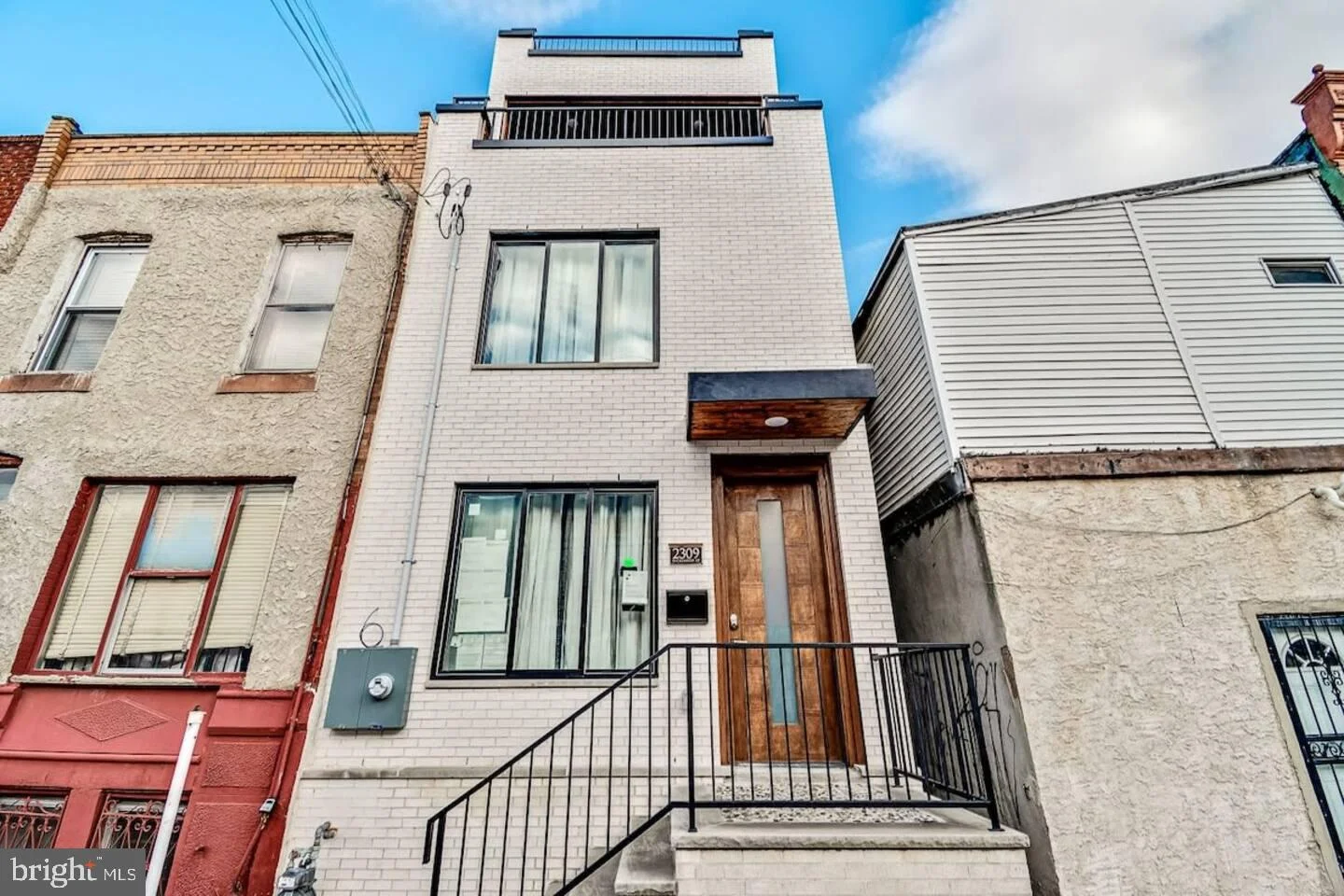 2309 Dickinson Street