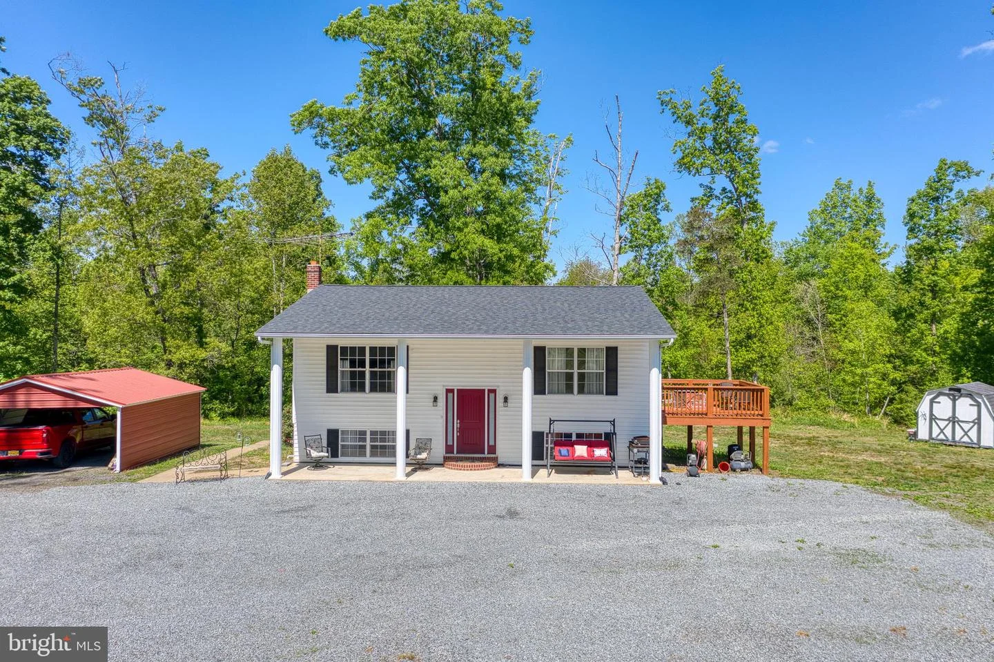 8427 Tall Oak Drive