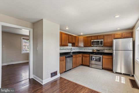 Duplex in Wilmington DE 436 Forest DRIVE 5.jpg