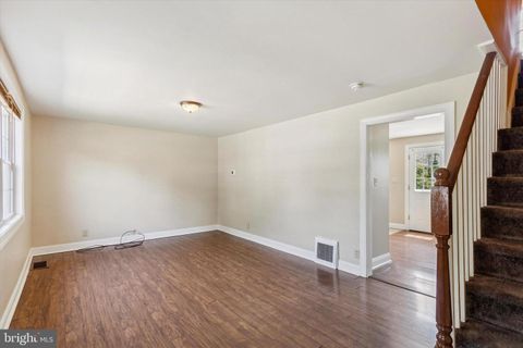 Duplex in Wilmington DE 436 Forest DRIVE 4.jpg