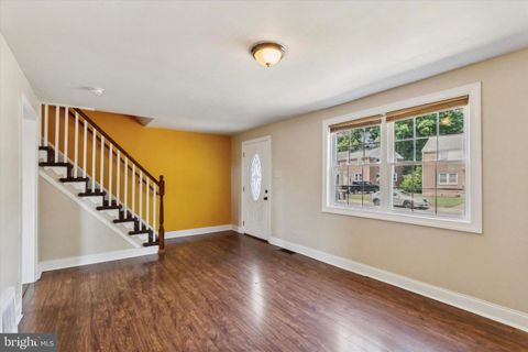 Duplex in Wilmington DE 436 Forest DRIVE 2.jpg