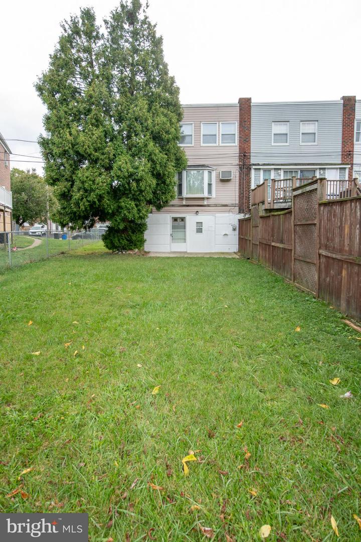 12128 Barbary Road, Philadelphia, Pennsylvania image 36