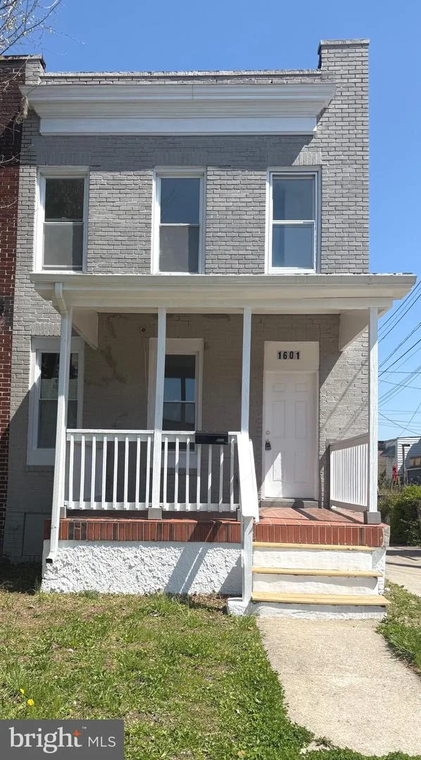 1601 N Longwood Street