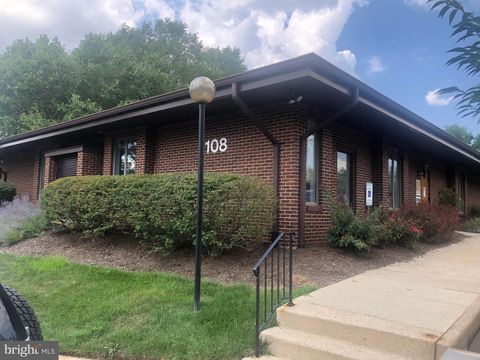 108 Elden St #15c & 16 Herndon VA 20170