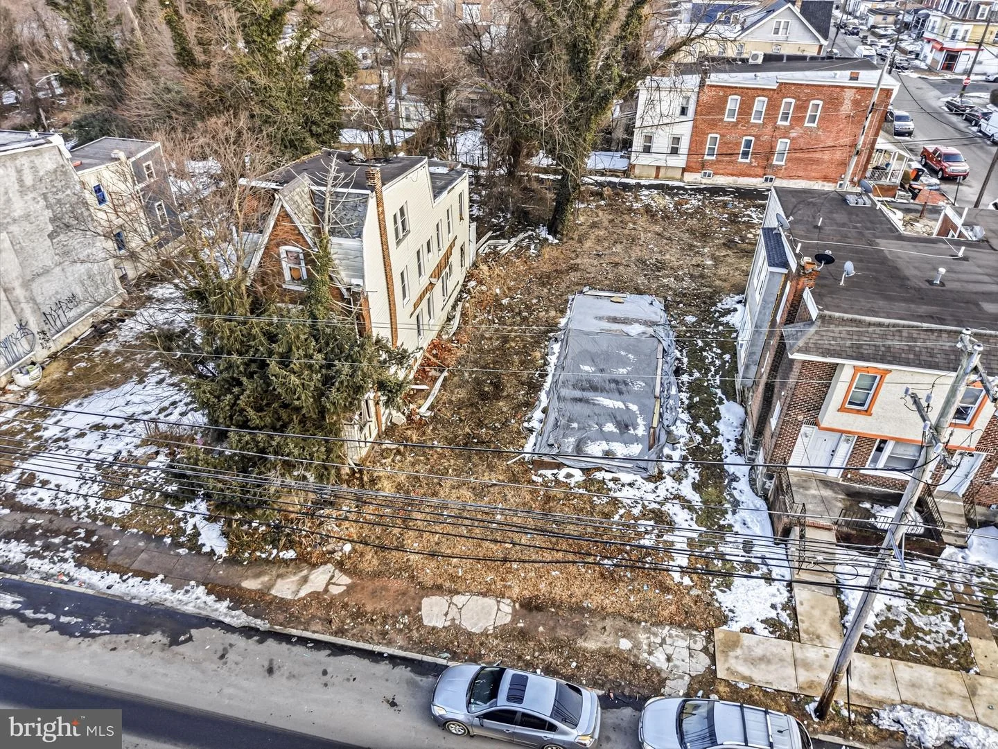 239 W 9th Street