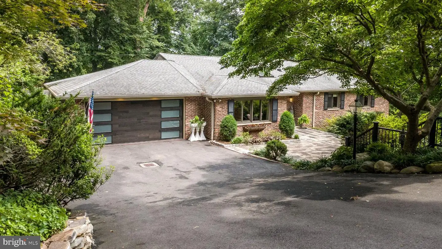 24 Springtree Lane, Yardley, PA, 19067