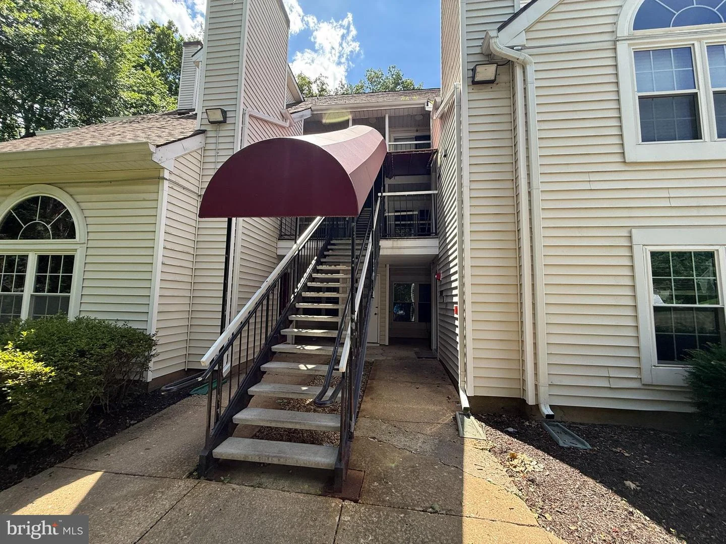 916 Westhaven Drive Unit 11-301