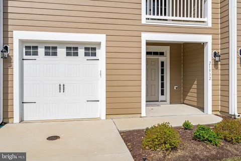 Townhouse in Rehoboth Beach DE 21532 Catalina Circle Cir 2.jpg