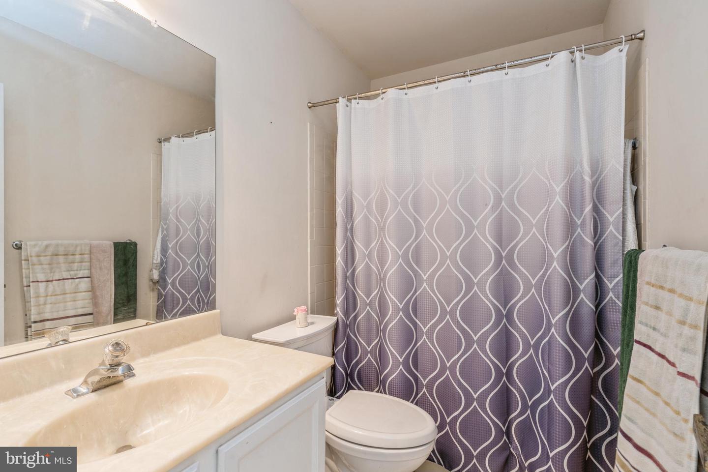 Photo 26 of 32 of 25f-F Chestnut Ct #F townhome